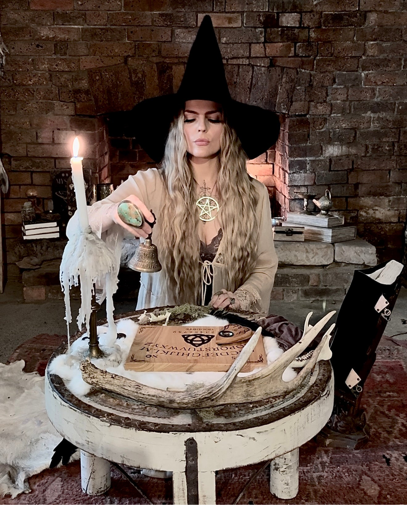 The Witch’s Séance evening