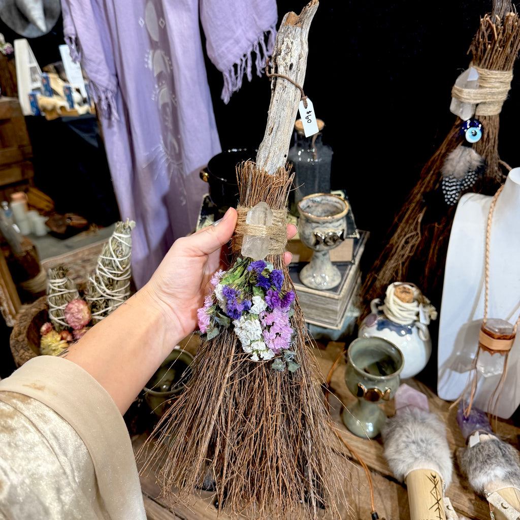 Mini Altar Besom