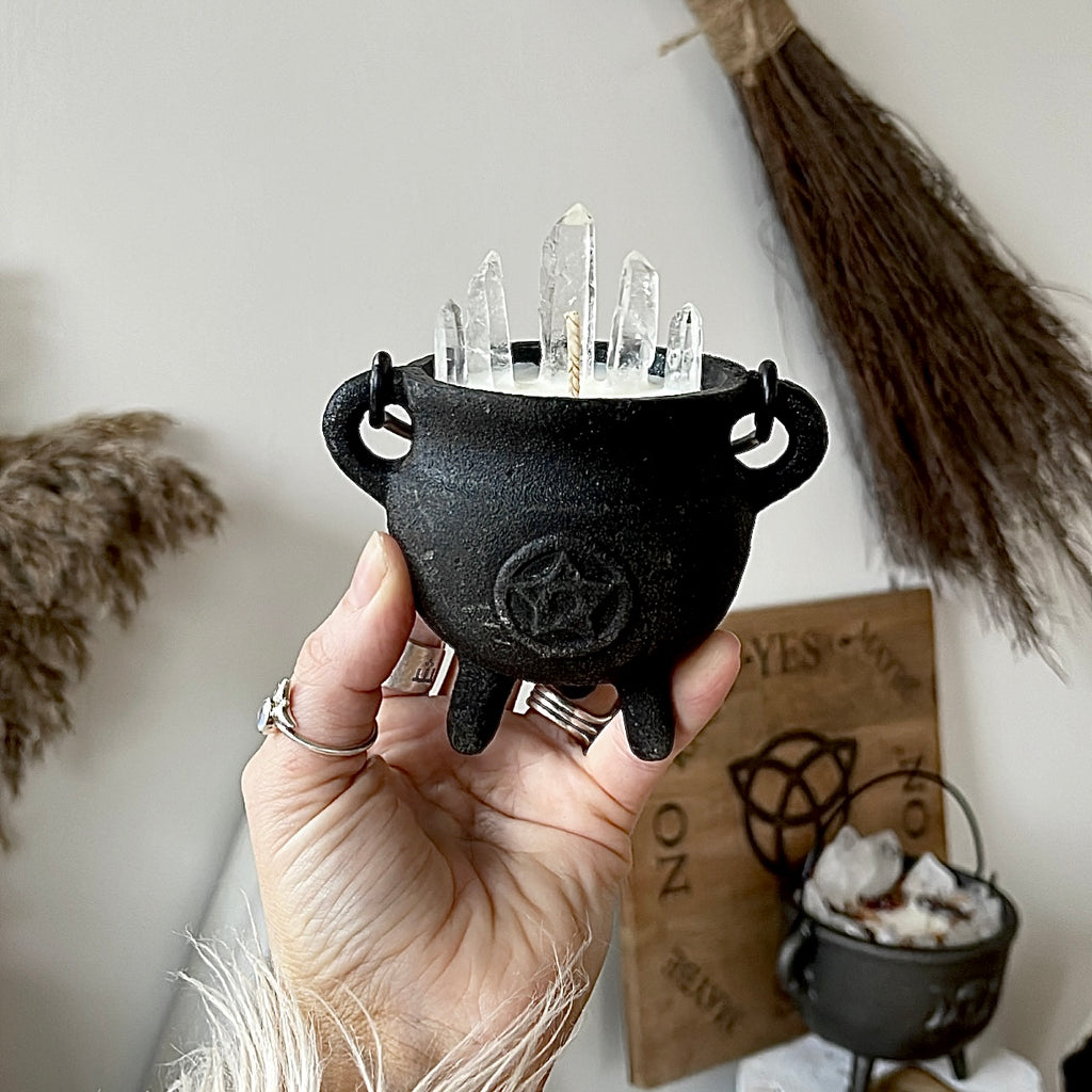 Mini Cauldron Ritual candle