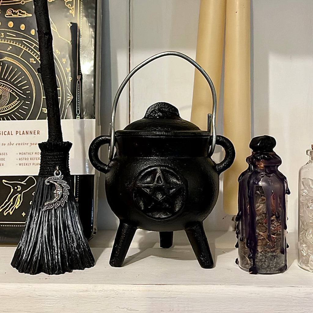 Black Mini Cauldron